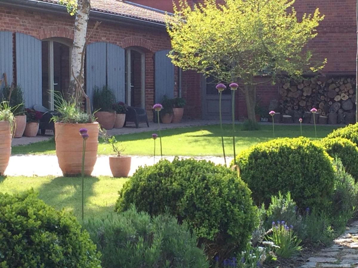 Apartment Serene Apartment In Saal With Garden *